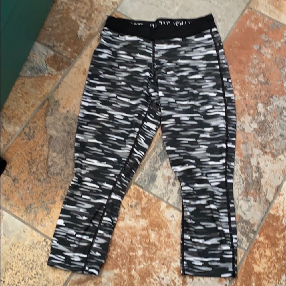 Nike cropped leggings